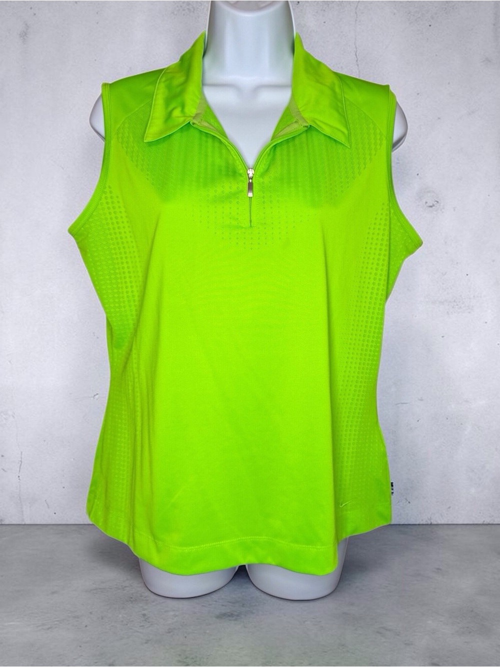 Nike Golf Dri-FIT Sleeveless Polo Shirt Women’s Large Volt Neon Green 1/4 Zip
